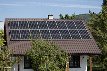 solar power panels on tiny house